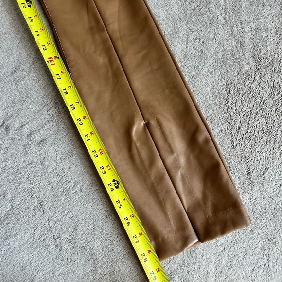 Abercrombie & Fitch The Skinny Ultra High Rise Faux Leather Pants - Picture 14 of 14
